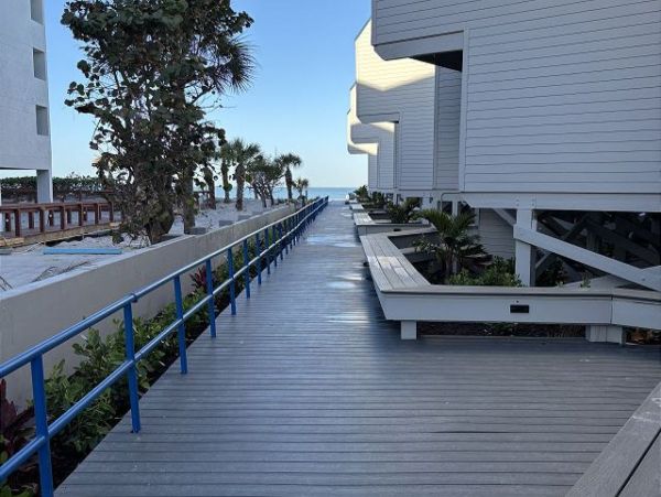 Siesta Key Two Bedroom Perfect Beachfront Retreat