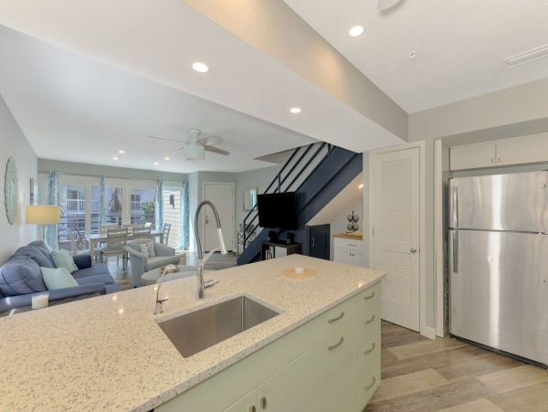 Siesta Key Two Bedroom Perfect Beachfront Retreat
