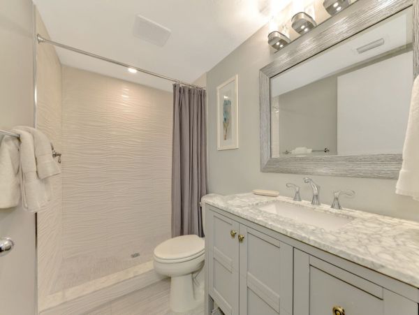 Siesta Key Two Bedroom Perfect Beachfront Retreat