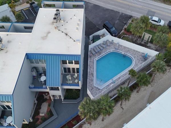 Siesta Key Two Bedroom Perfect Beachfront Retreat