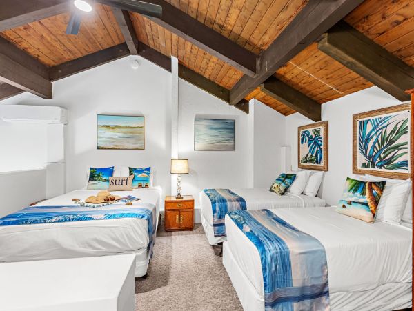 Maui Oceanfront Vacation Rental Luxury 3-Bedroom Condo near Kaanapali Beach