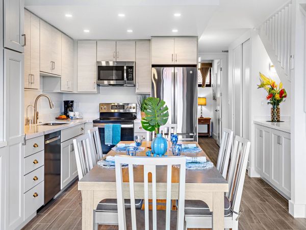 Maui Oceanfront Vacation Rental Luxury 3-Bedroom Condo near Kaanapali Beach