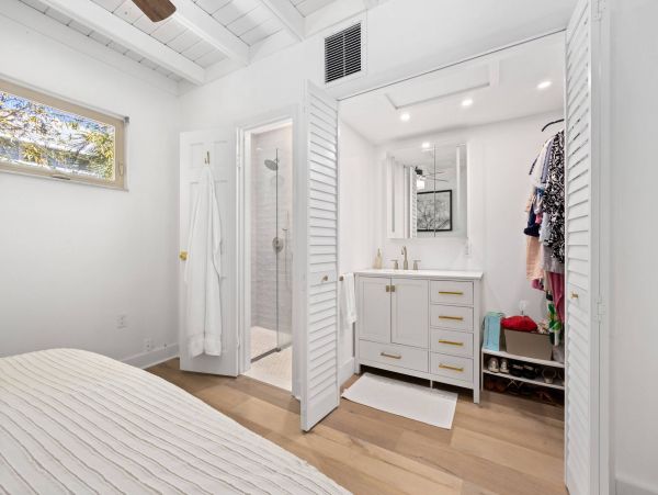 new Arrival Beautiful Longboat Key  Vacation Cottage