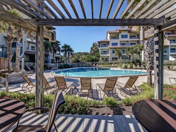 Oceanfront Vacation Rental in Fernandina Beach Sleeps 10