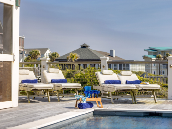Beachfront Bliss Exquisite Vacation Rental in Folly Beach
