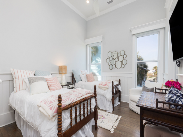 Beachfront Bliss Exquisite Vacation Rental in Folly Beach