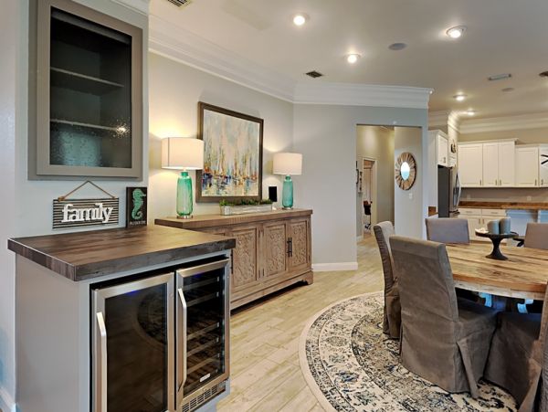 Destin Vacation Home Four Bedroom Walk to Beach