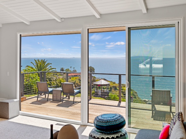 6 Bedrooms Ocean View Malibu House