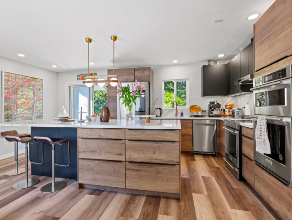 6 Bedrooms Ocean View Malibu House