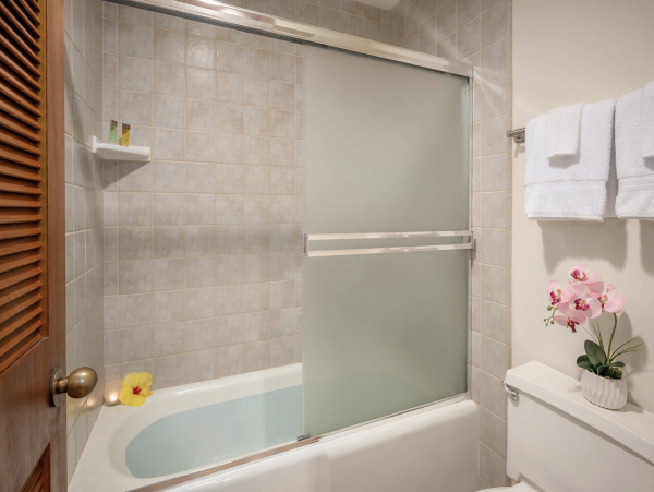 Poipu Beautifully Designed Two Bedroom Residence