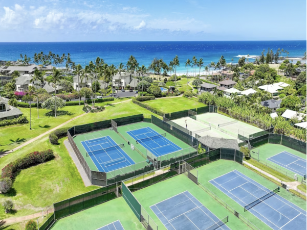 Stroll to World Class Beaches Amazing Pool