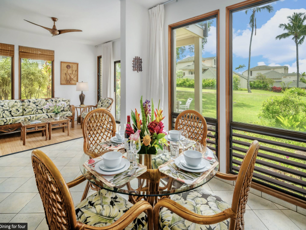 Stunning Vacation Condo Lovely Views & Amenities