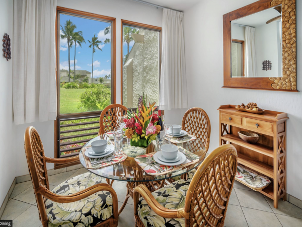 Stunning Vacation Condo Lovely Views & Amenities