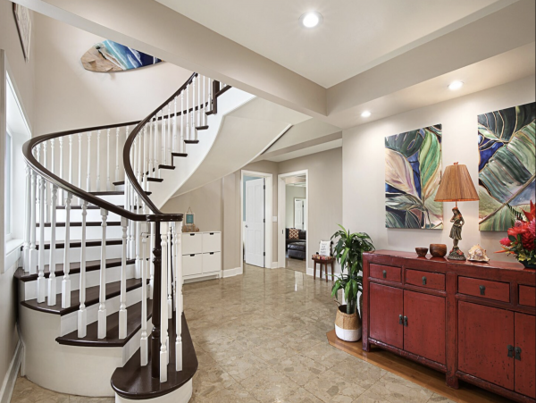 Luxury Five Bedroom Exceptional Views