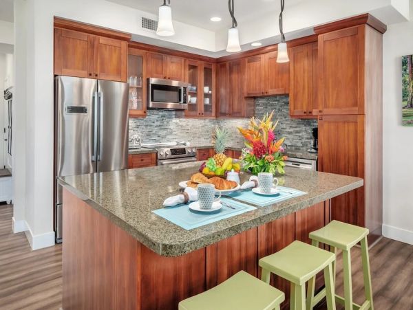 Poipu Four-Bedroom Condo with Golf Course Views
