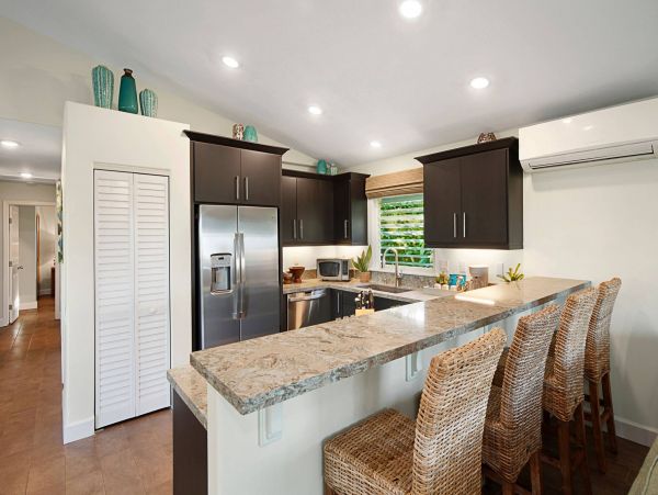 Beachfront Vacation Rental with 3 Bedrooms