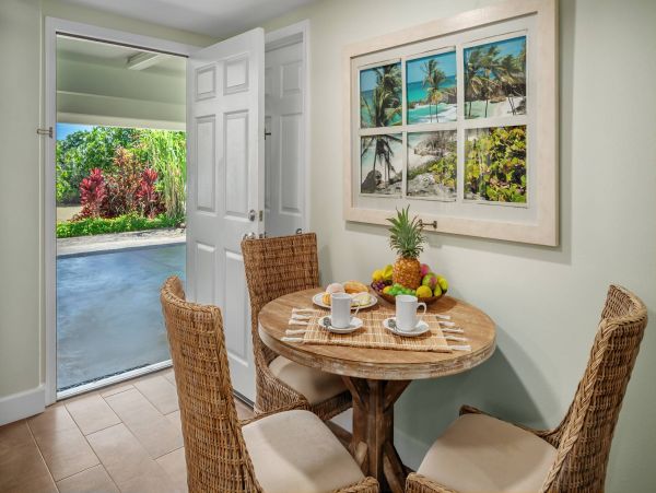 Beachfront Vacation Rental with 3 Bedrooms