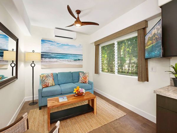 Beachfront Vacation Rental with 3 Bedrooms