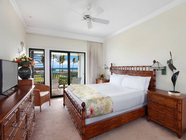 Townhome in Poipu Sands, Kauai - Steps from Shipwreck Beach
