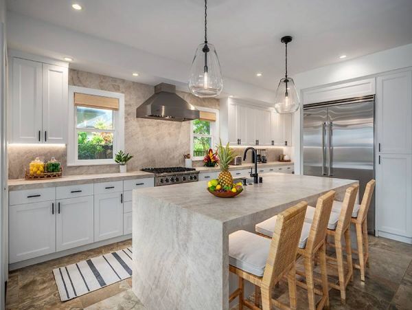 Fabulous Poipu Home 4 Bedroom Plus Loft, Private Pool & Spa