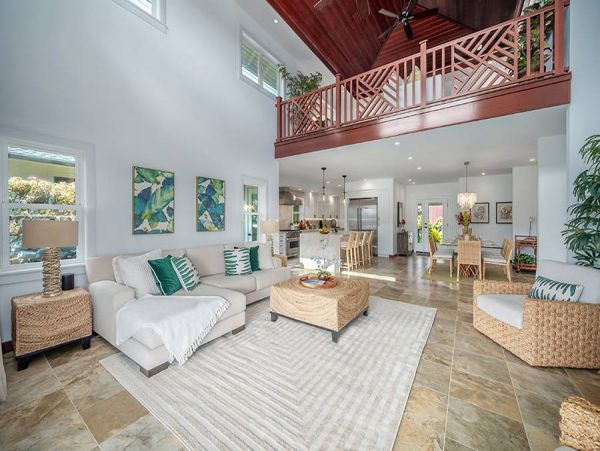 Fabulous Poipu Home 4 Bedroom Plus Loft, Private Pool & Spa