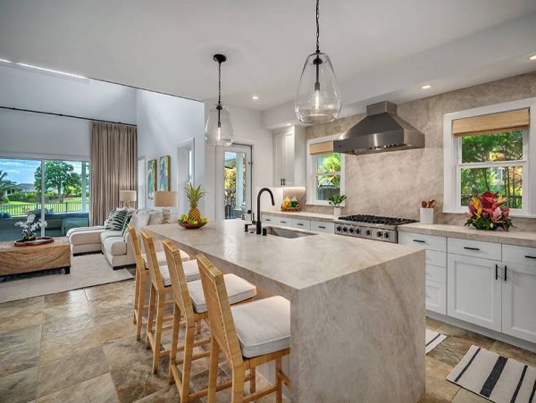 Fabulous Poipu Home 4 Bedroom Plus Loft, Private Pool & Spa