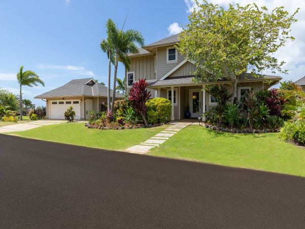 Fabulous Poipu Home 4 Bedroom Plus Loft, Private Pool & Spa