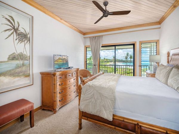 Poipu Vacation Rental - Kauai Oceanfront Condo with Lanai Views