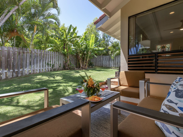 Charming 3-Bedroom Resort Retreat with a Garden in Poipu - Walk to Beach