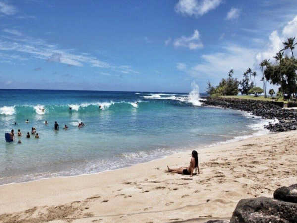 Stroll To The Most Amazing Island Beaches