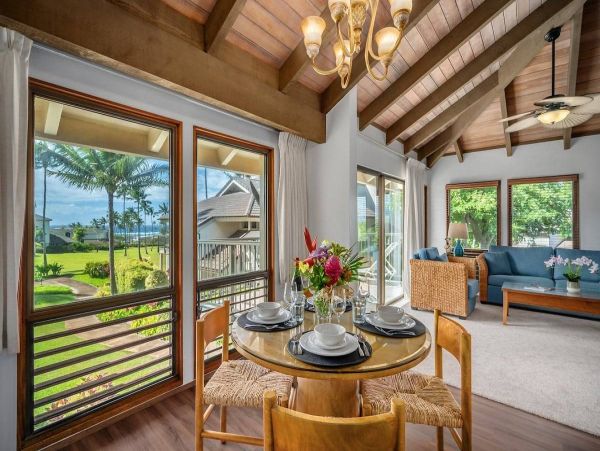 Spacious Condo - 1 Bedroom + Loft - Walk to Poipu Beach