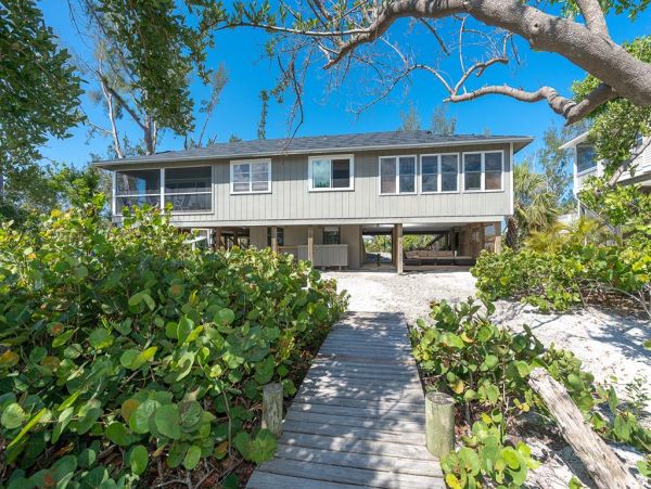 Palm Island Paradise Vacation Home