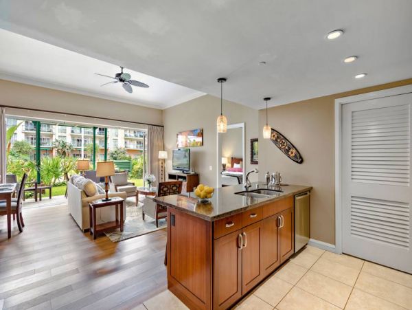 Indoor Outdoor Living in Maui Stunning Walk out Luxury