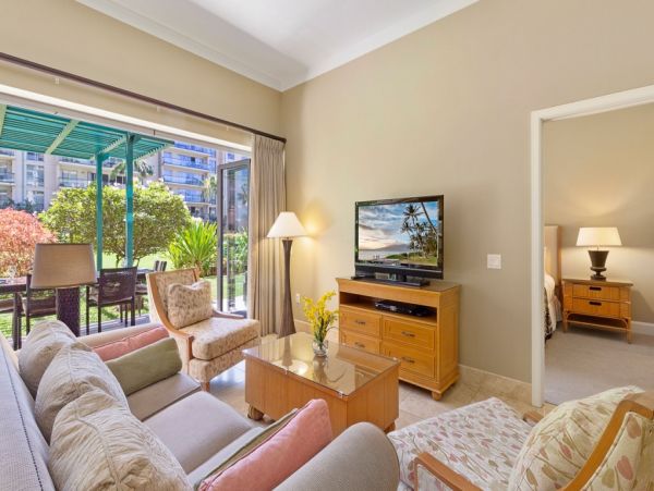 Indoor Outdoor Living in Maui Stunning Walk out Luxury