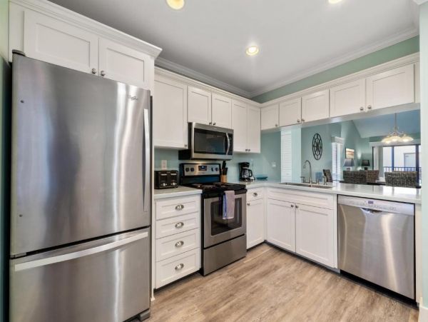 Siesta Key Vacation Rental Corner Unit Beachfront Complex