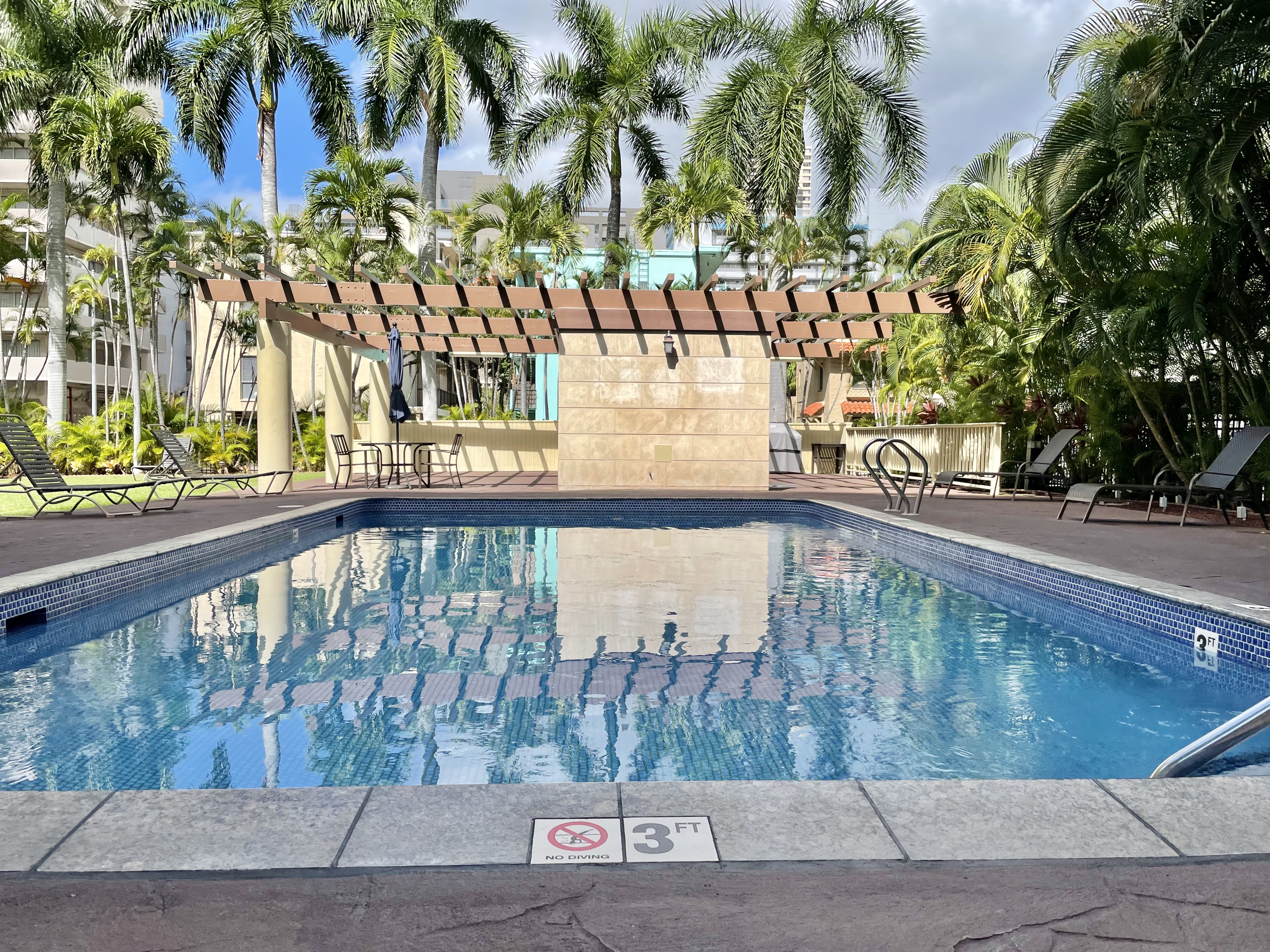 Honolulu Diamond Head Kahala Condo 1054571