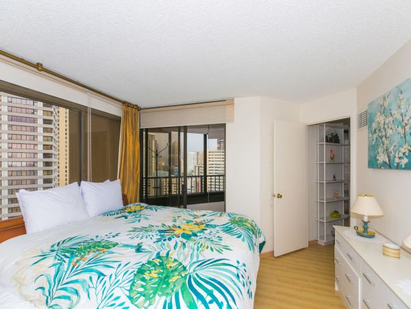 Honolulu Diamond Head Kahala Condo 1054631