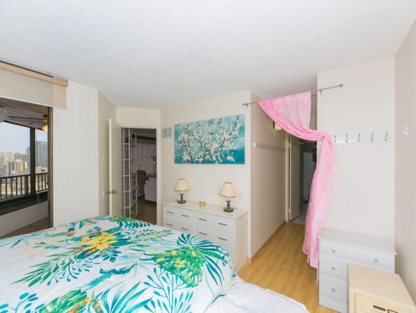 Honolulu Diamond Head Kahala Condo 1054631