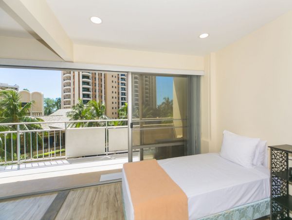 Honolulu Diamond Head Kahala Condo 1054713