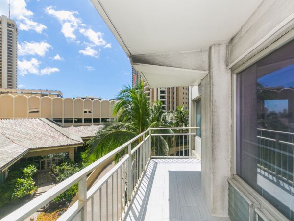 Honolulu Diamond Head Kahala Condo 1054713