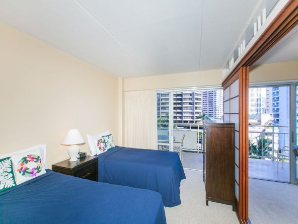 Honolulu Diamond Head Kahala Condo 1054721