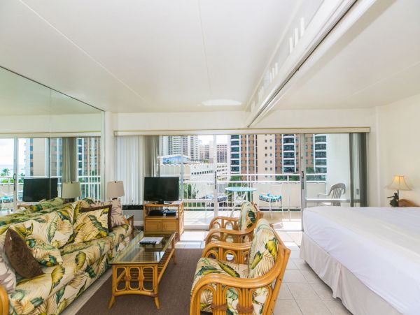 Honolulu Diamond Head Kahala Condo 1054728