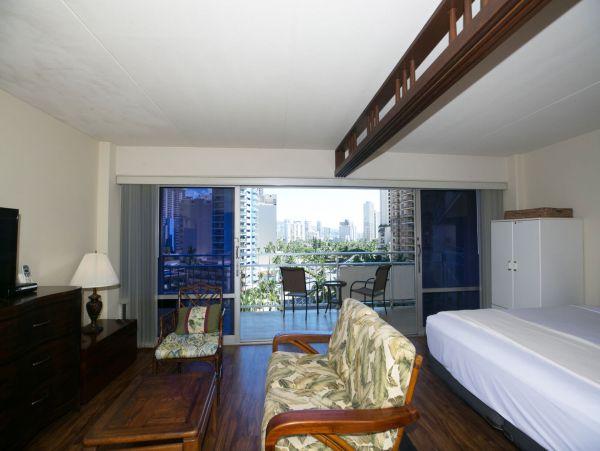 Honolulu Diamond Head Kahala Condo 1054730