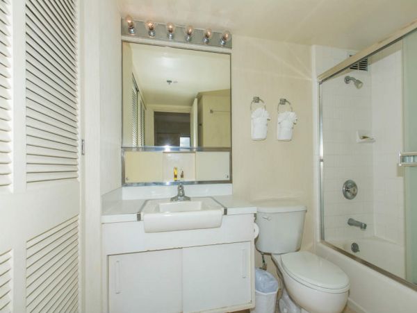 Honolulu Diamond Head Kahala Condo 1054736