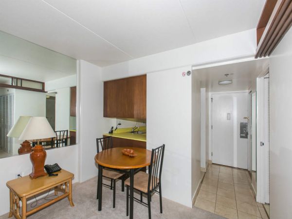 Honolulu Diamond Head Kahala Condo 1054739