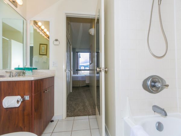 Honolulu Diamond Head Kahala Condo 1054760