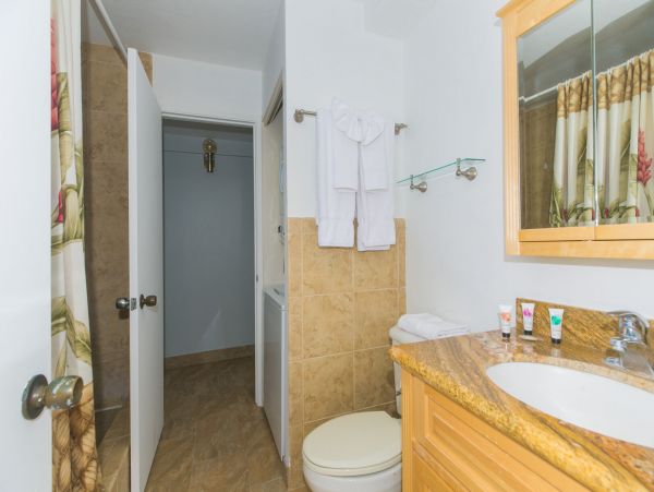 Honolulu Diamond Head Kahala Condo 1054762