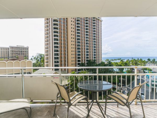Honolulu Diamond Head Kahala Condo 1054771