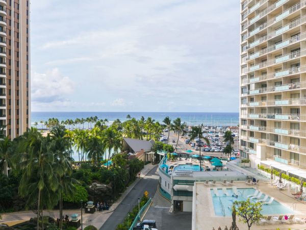 Honolulu Diamond Head Kahala Condo 1054771