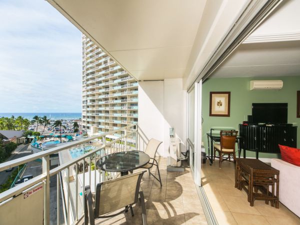Honolulu Diamond Head Kahala Condo 1054771
